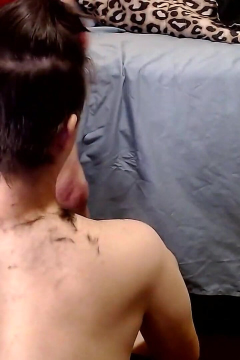 Kepala dan pepek bercukur