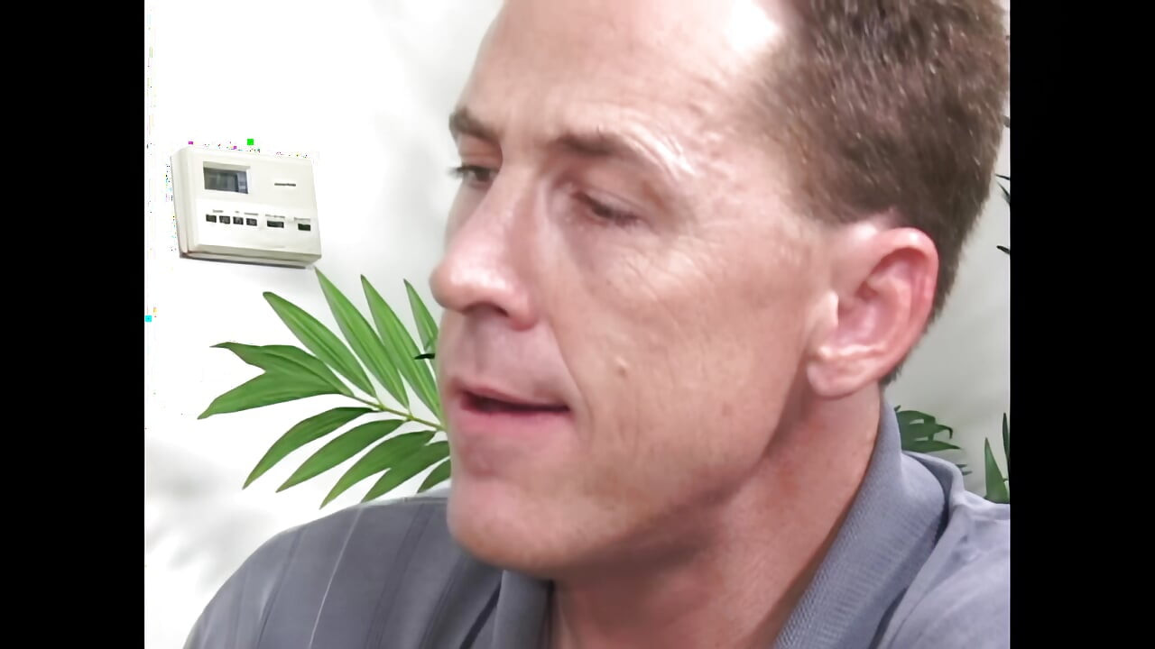 في حالة سكر: مؤخرتي الكبيرة المذهلة لقضيبك الكبير الممحون