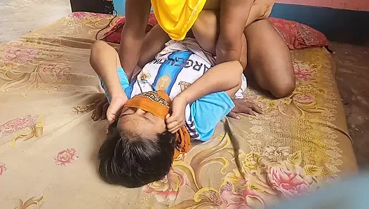 Viral video of a sexy Bangladeshi Argentina supporter wearing a dhoti
