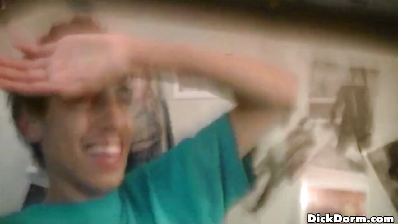 Reality Dudes - Wild Jerry Obliterates Anthony's Mind as They Turn Shaving Into Sucking Real Quick Inside the Dorm Room Setup
