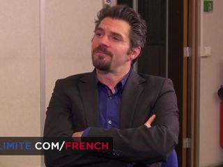 Francesa madura jefa follada profundamente por el culo