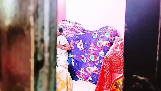 Indische Desi-sex-stiefschwester und stiefbruder ficken leider zu hause. Telugu dirtytalk.