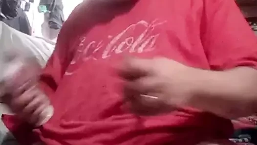 Sigara içerken soyunmak