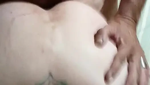 Istri nakal diikat, dientot, dan dicrot di dalam