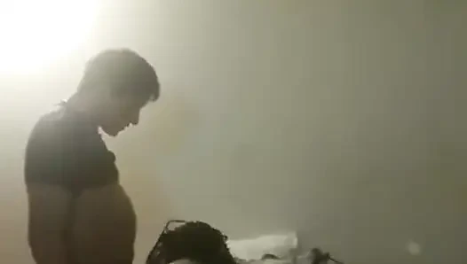 Schöne bBW-frau mit einem großen kitzler hat mehrere fantasien erfüllt
