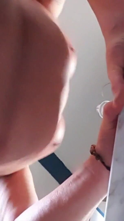 สาวสวยตัวใหญ่ pute gros cul twerk | คลิป 1