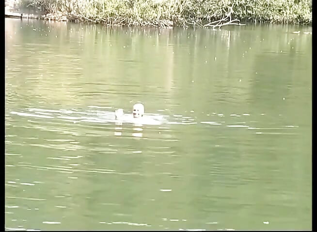 Vrhunska solo pišačka devojka Tamara - Mega XXL pišanje