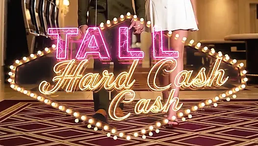 Orta yaşlı seksi kadın uzun boylu kız Ali ile ham casino dölleme