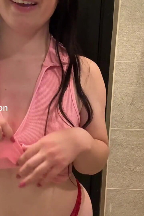 Paola praat tegen je