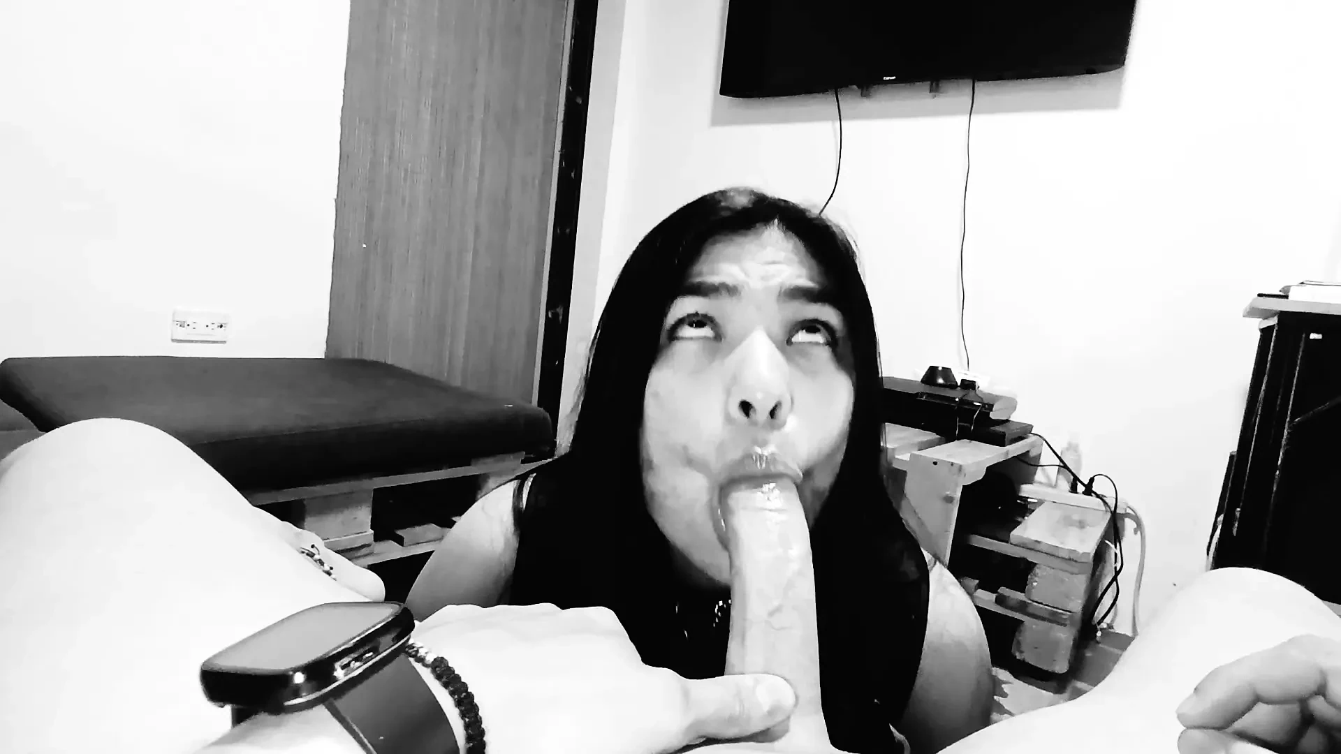 Ona va qizi ishtirokidagi HD porno videolarni tomosha qiling