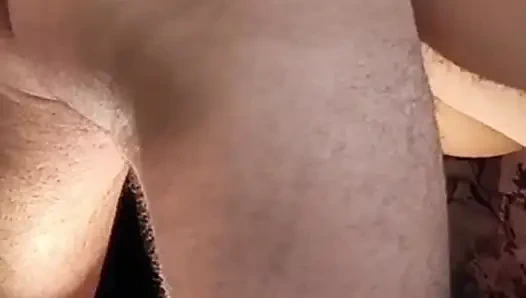 Teman sekamarku pengen banget ngentot kontolku habis-habisan