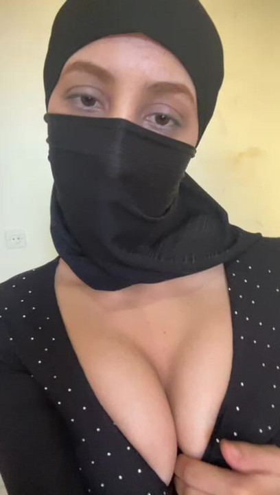Those Fat Arab Boobs Jiggle So Right – Hijab Babe Teases Alone in Bed