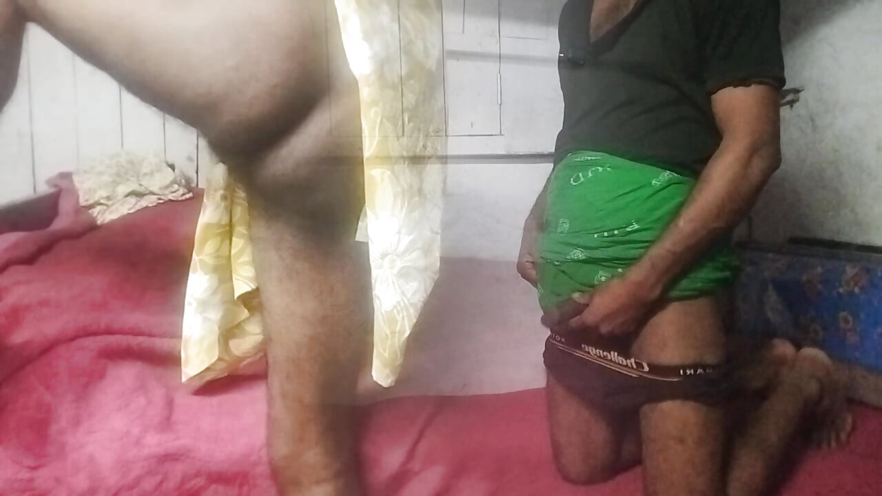 Gay boy focking A shemale girl in home