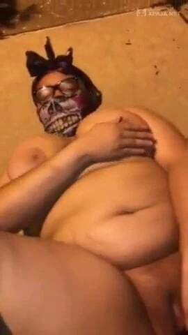 Fat chubbby milf masturbate