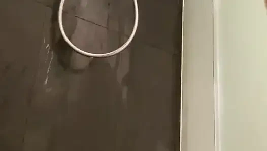 Я беру тебя с собой в женскую раздевалку и душ // часть 1