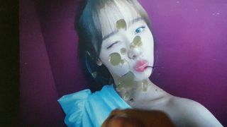 Me masturbo por Yoojung de Weki Meki (tributo) #5