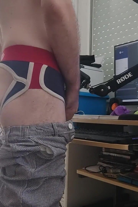 I'm Back, to Make You Cum Again