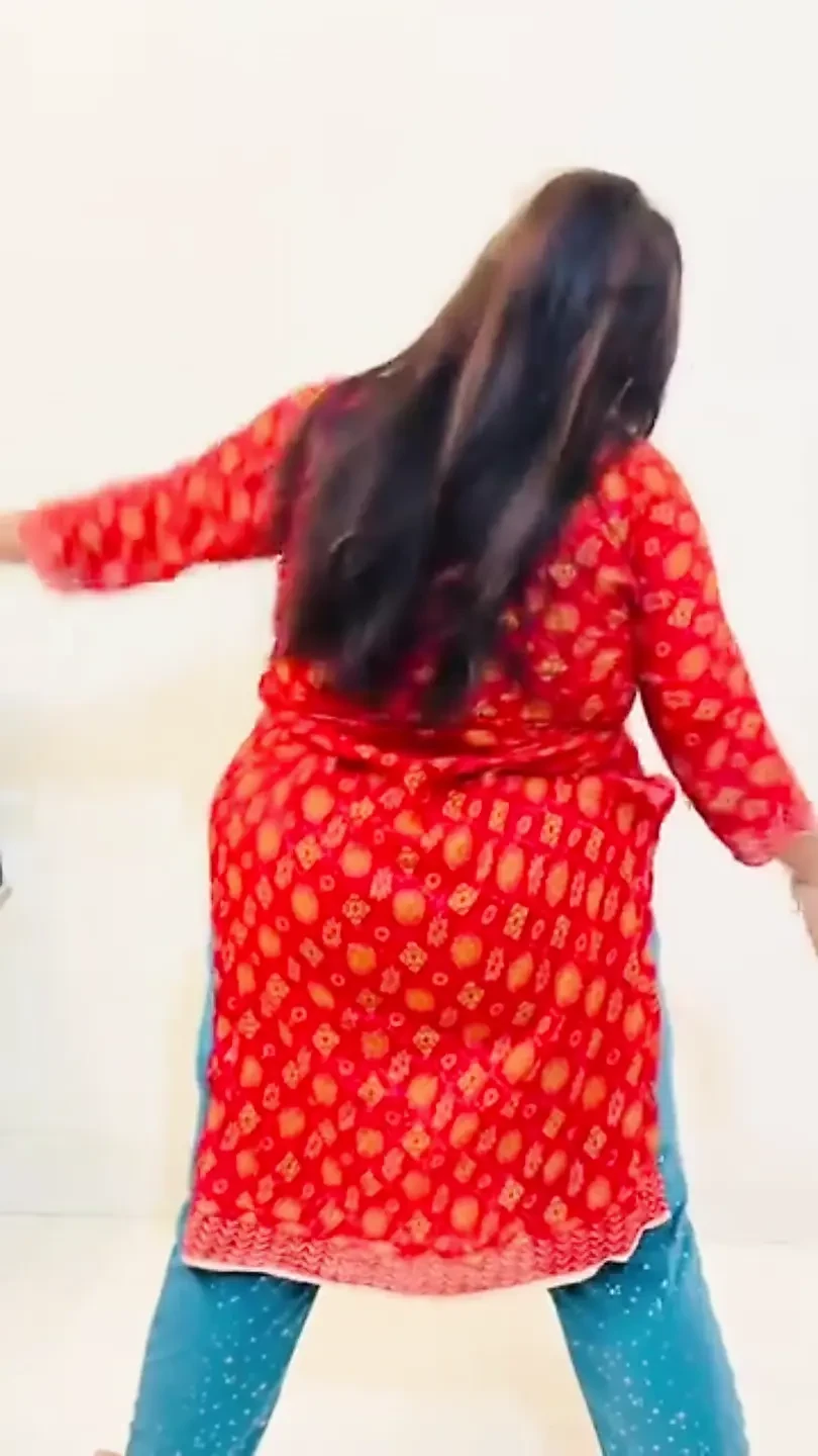 Desi Indian Workout Front of Stepbrother, Moti gand wali hot Stepsister ko sexy MMS