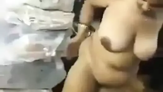 Indian aunty fucked by young boy.