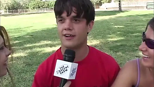 Boyut önemlidir, özellikle bir cüceyi siktiğinde