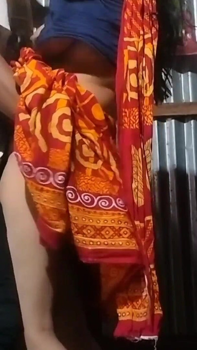 Napínavý okamžik ze "sexu indické manželky"
