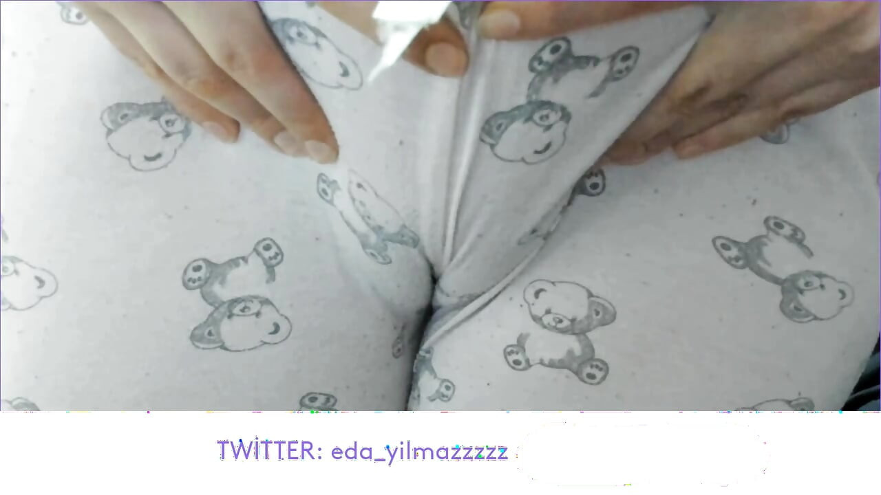 CAMELTOE- PUFFED PUSSY- SWOLLEN PUSSY- PAJAMAS- TURKISH PORN