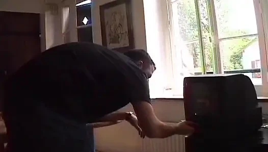 Пирсинговую тинку трахнули в специальном шоу