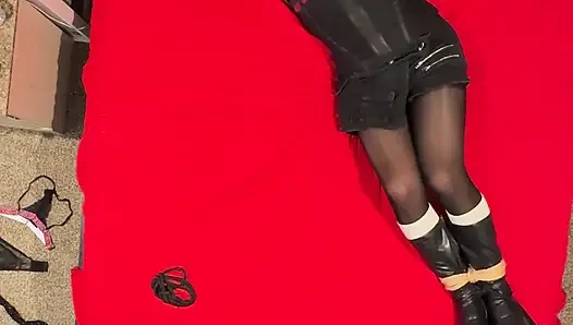 Ada Wong bound to bed