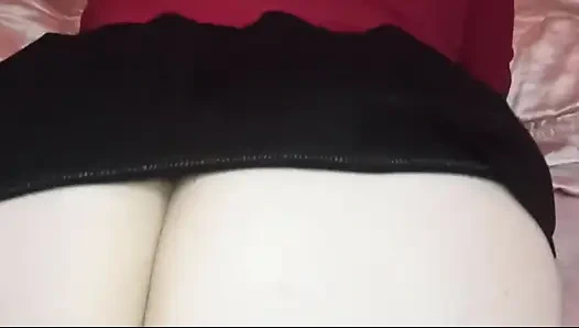 Amatör çift gerçek ev yapımı seks yapıyor, erkek oral seks, derin boğaz, lezzetli oral seks