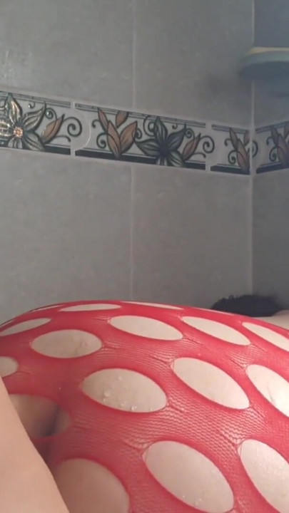 I get in the shower with my stepmother and she ends up swallowing all the milk | Clip 1