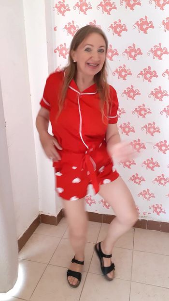 Fanny granny in red pijama
