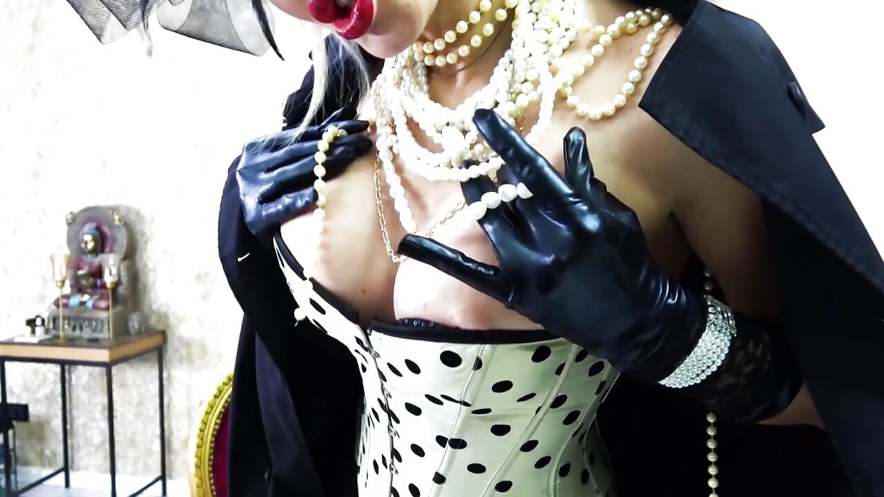 Vintage vamp