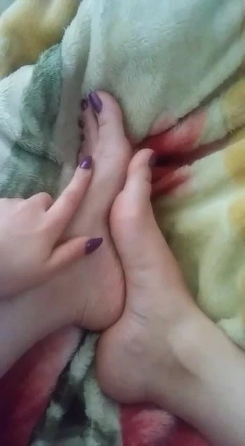 Girlfriend's smooth and sensational feet