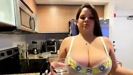 Live-Stream mit Dani Valentina