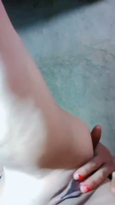 Hot teen age sexy hot girl is rubbing her pussy remember her friend is mascoting village hot sexy mast youth | Clip 1