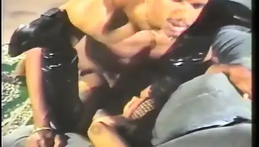 Memek jadul hitam tetek besar ngentot dengan kontol hitam besar