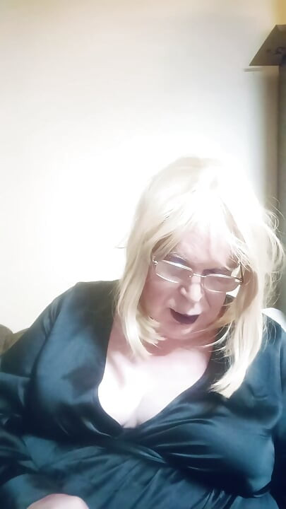 Part 1 - BBW TV discussing her many years in the BDSM and Kink world