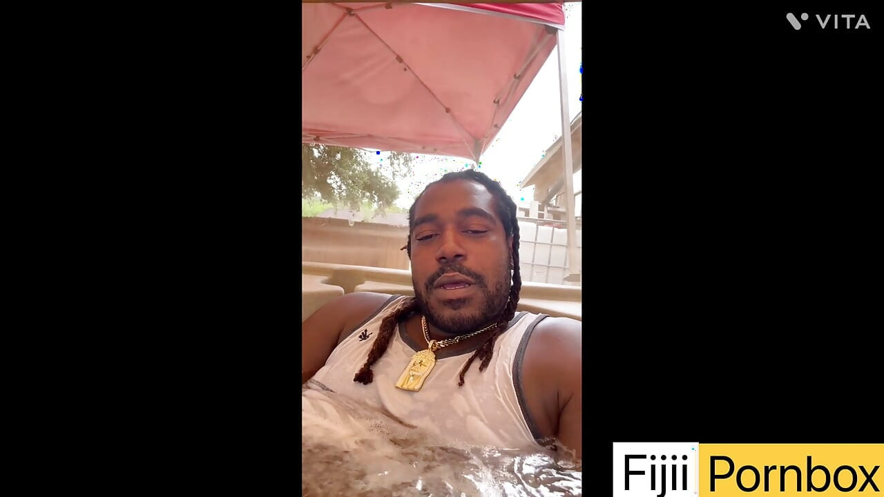 My Man Doneは新しい穴を開けた