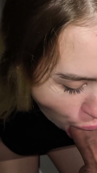 Tasty cock instead of bitter coffee in bed. Beautiful girl gives hard blowjob, sucks cock. | Clip 1