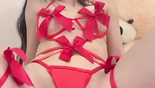 Bulgarian slut jumps in dildo