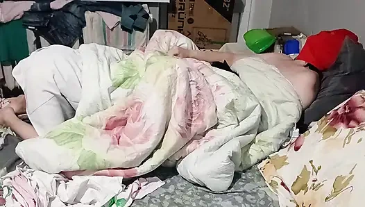 Seks threesome lesbian antara dua pasien dan seorang dokter