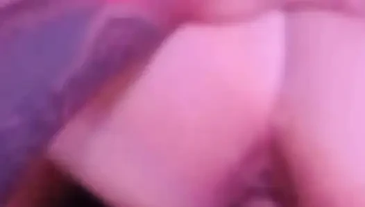 Büyük götlü onu sert sikiyorum