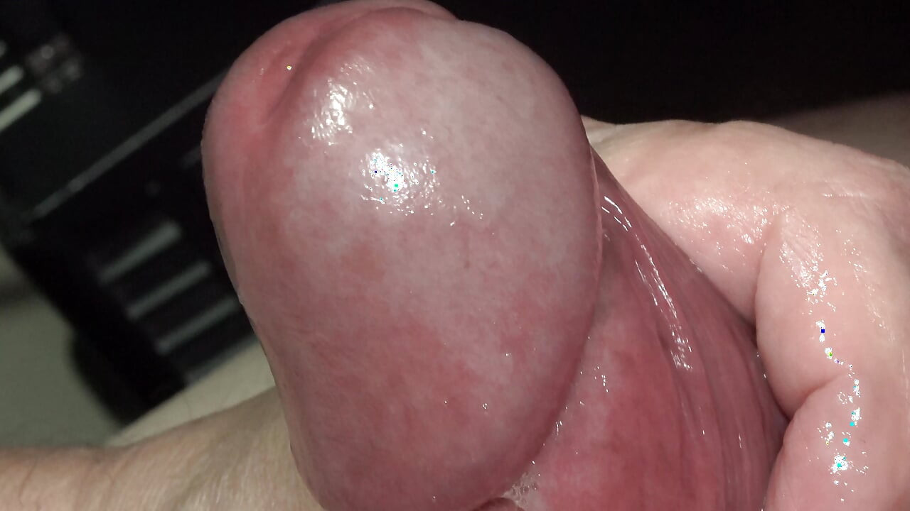 Ultra POV Edging Ultra Closeup Precum Big Head Moaning Cumshot 4K