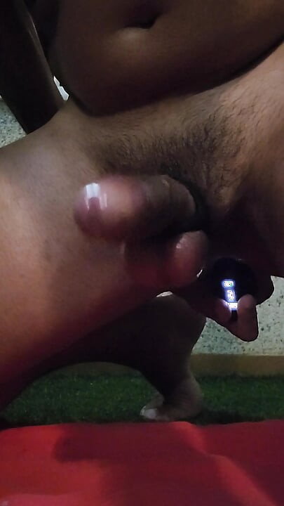 Anal masturbation and cumshot without hands