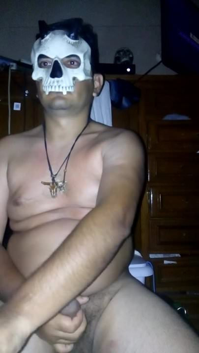MASTURBANDOME Y DESLECHANDOME