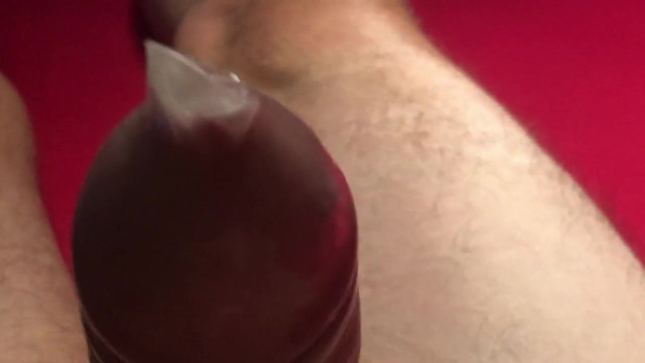 Filling a condom
