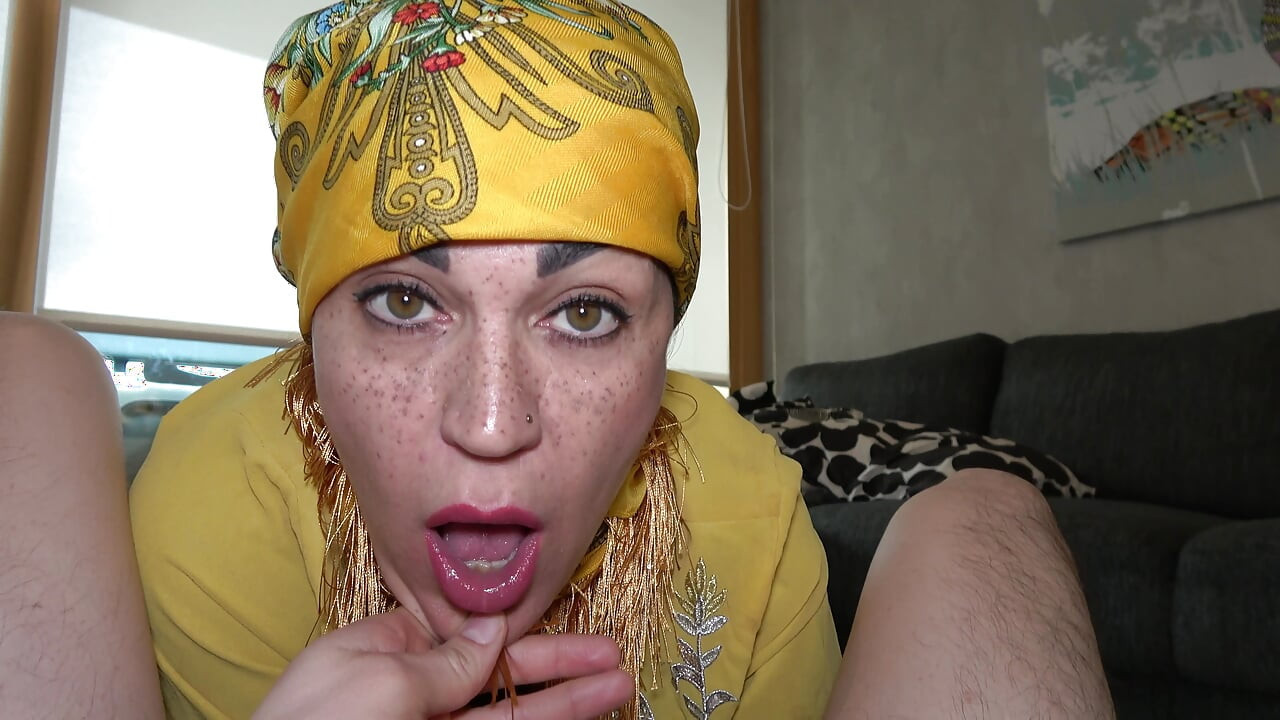 Big Ass Arab Stepmom Cheating On Husband With 19 Years Old Stepson