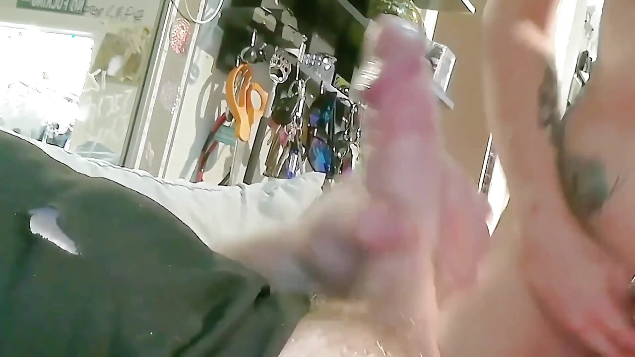 Girth Brooks被Zoey Portland的精彩口交