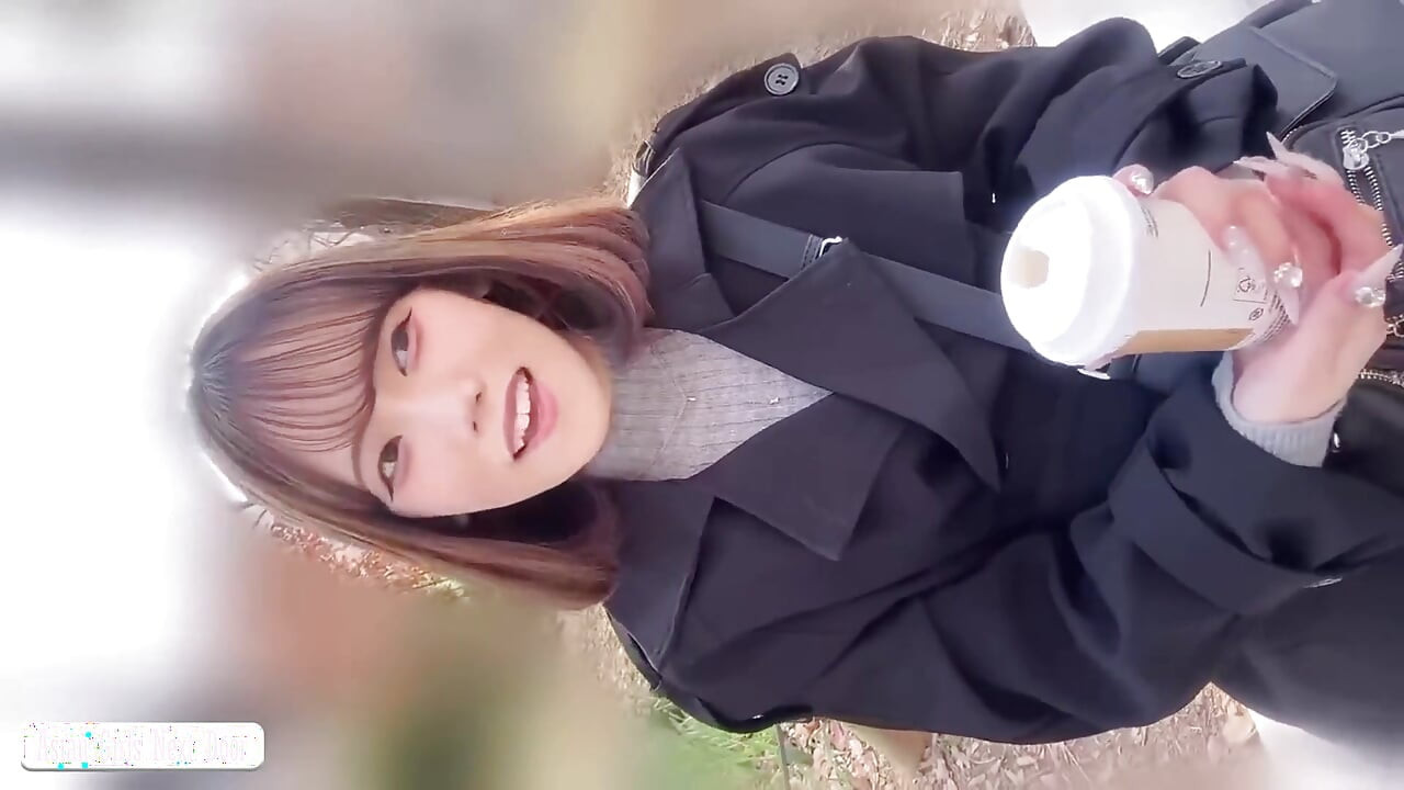 Daytime Walk Turns Daring, Bold Exposure and Rising Tension Lead Into Intense Creampie Moment