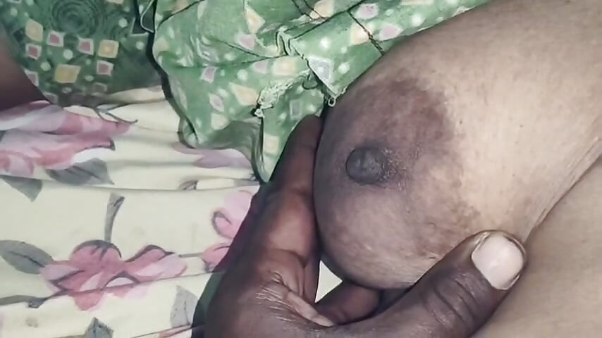 Desi hot aunty fingerings ke sath chudai ki